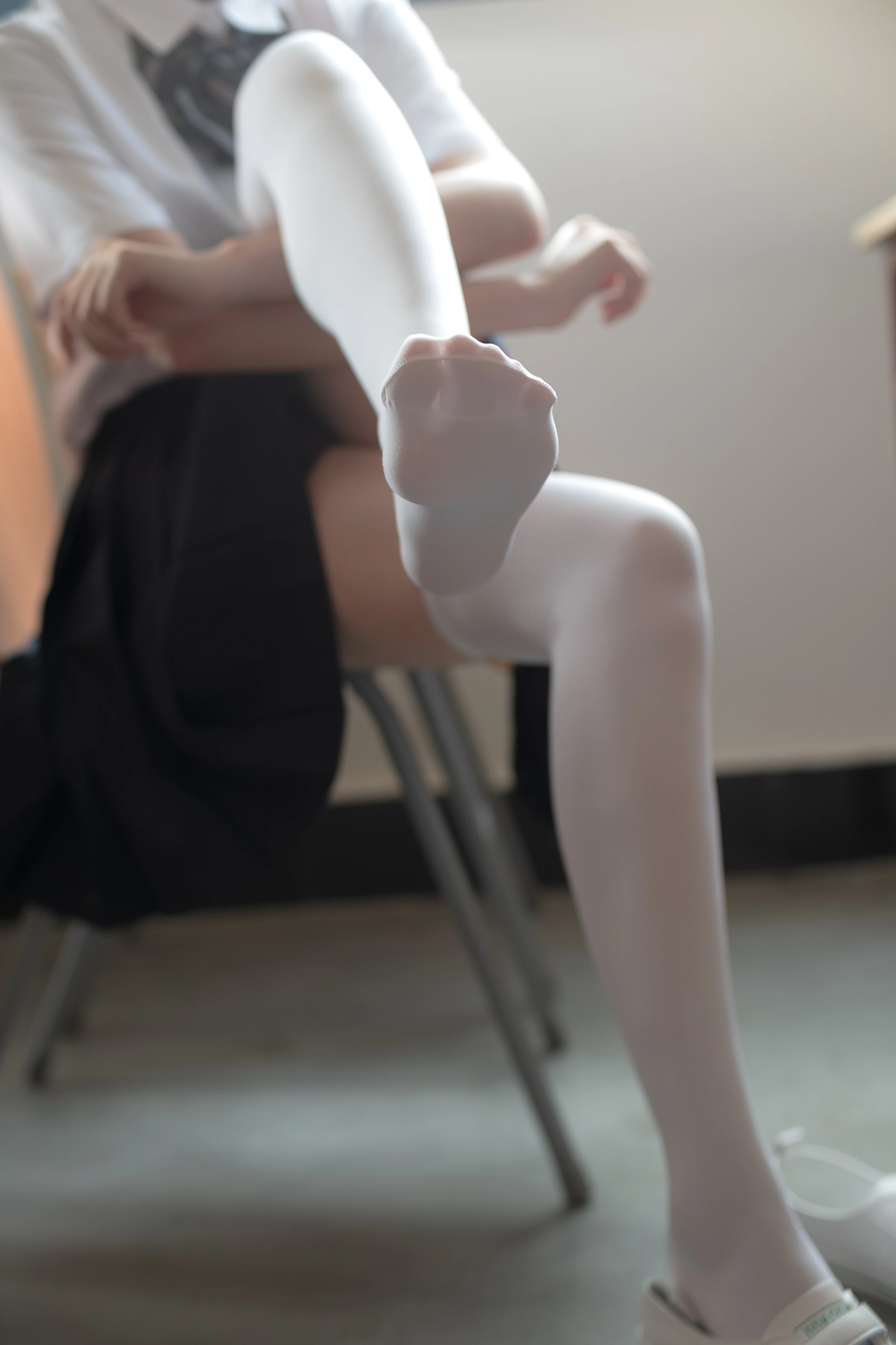 森萝财团 [BETA-022] 教室里的JK白丝少女 [66P]插图1
